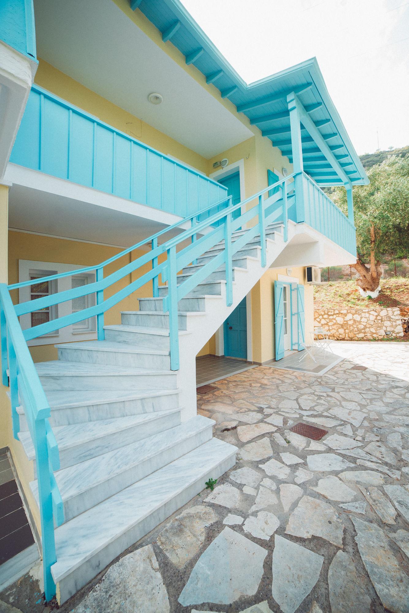 Nerina Studios Agios Nikitas Exterior photo