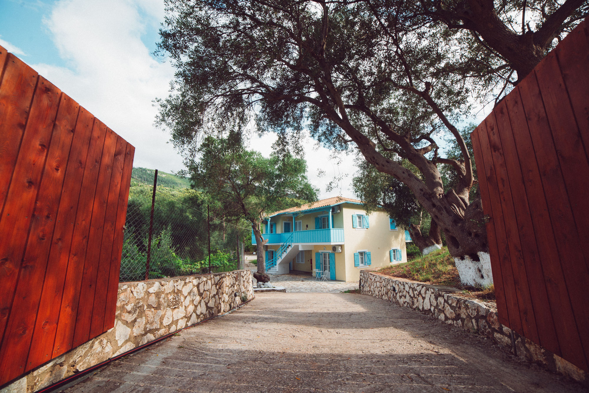 Nerina Studios Agios Nikitas Exterior photo